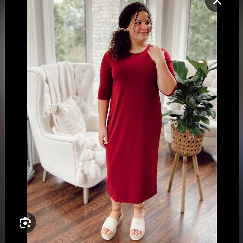 NWOT Layering Dress from the Klassy Girl Boutique